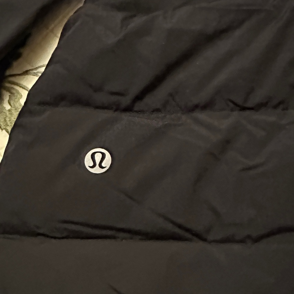 lululemon lightweight Black jacket 🧥 - image 3